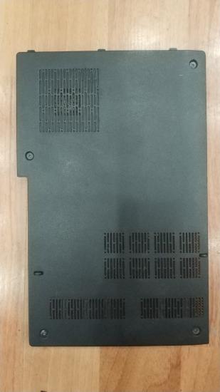 Lenovo Y550 Alt Kapak