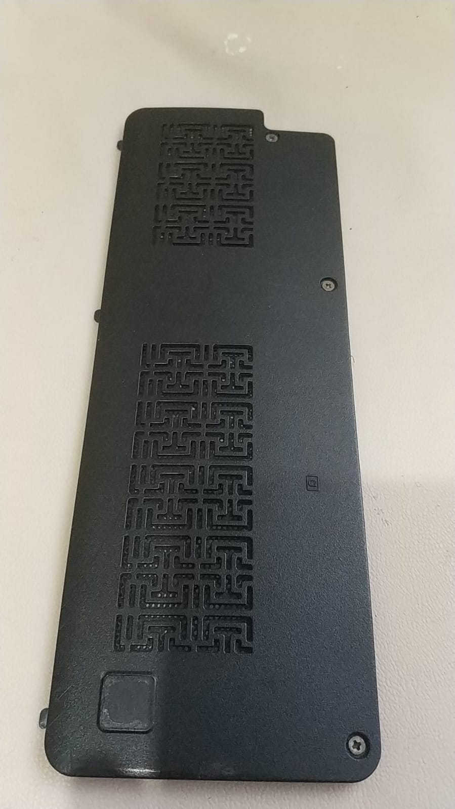 Lenovo Y560 Alt Kapak