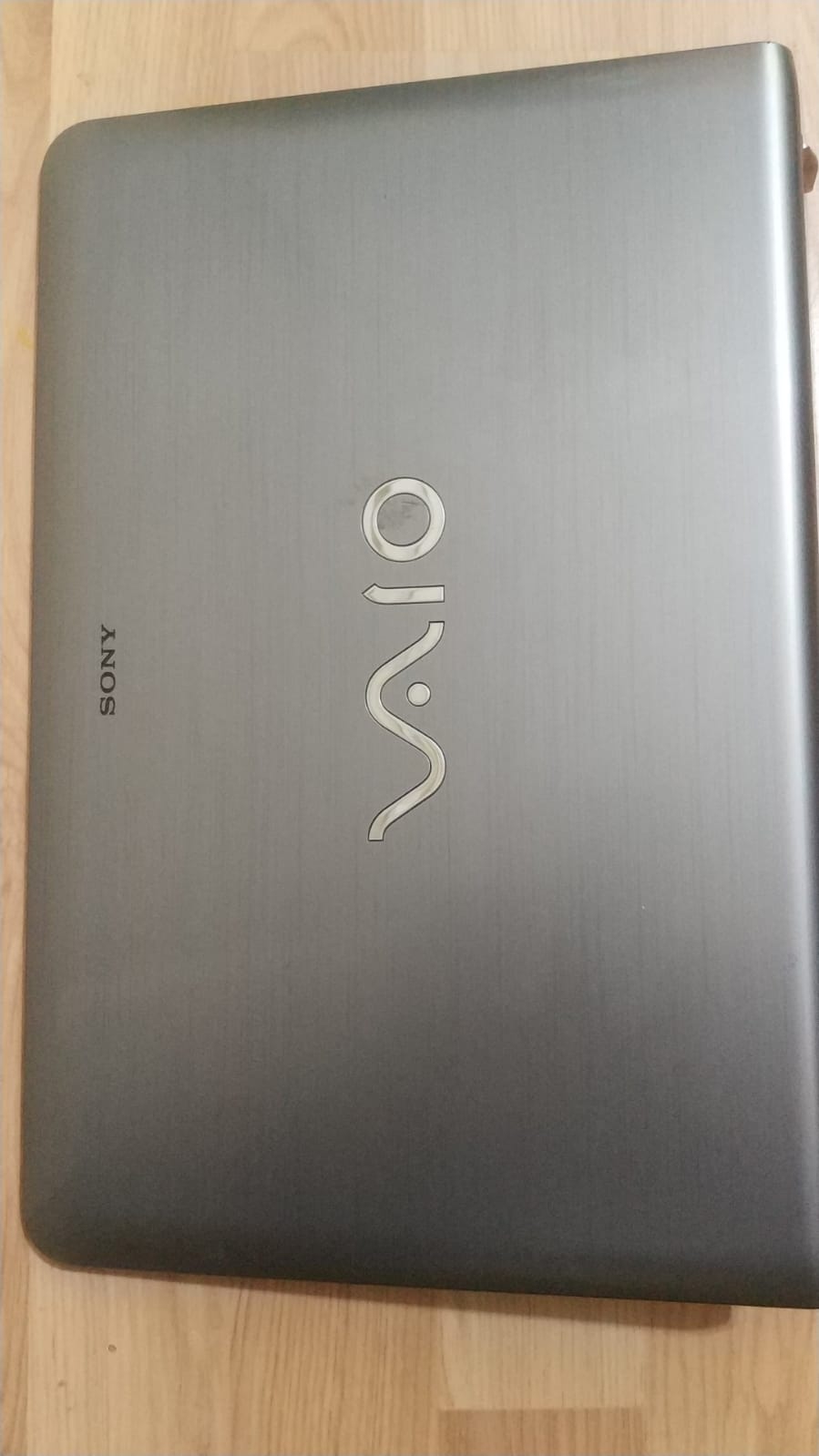 Sony Vaio SVE151G13M Ekran Arka Kapak Cover Menteşe