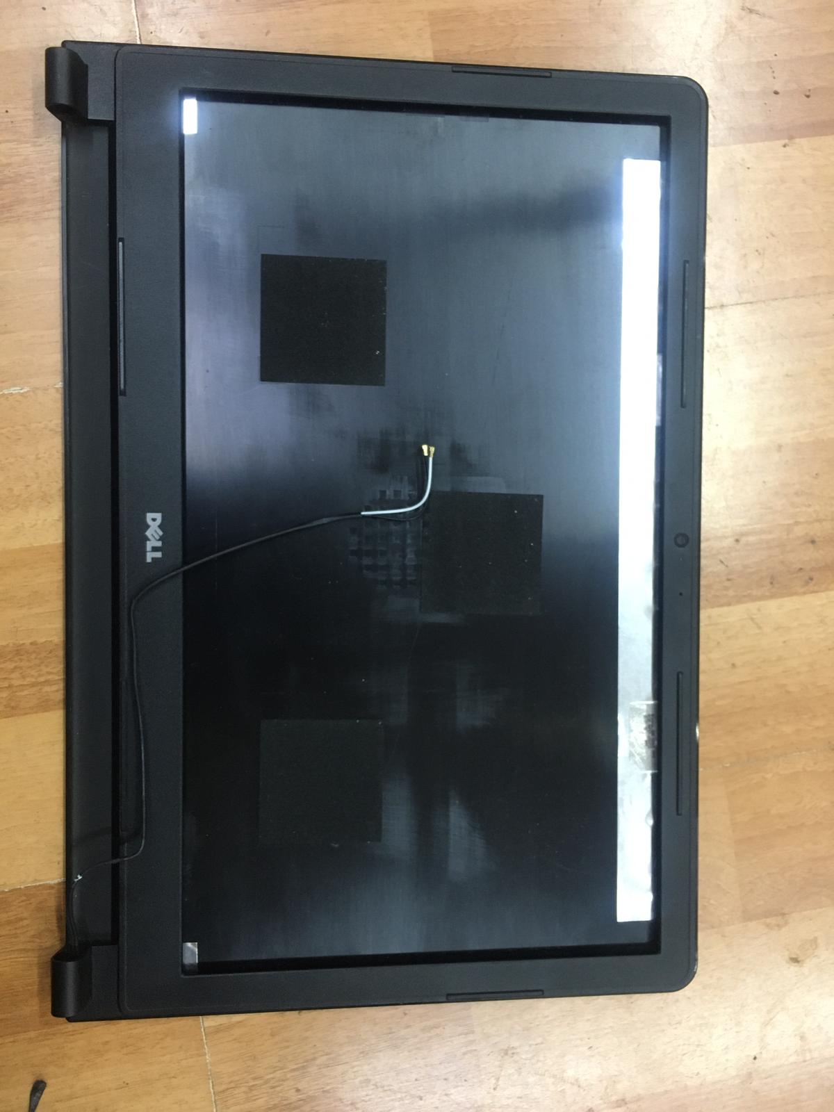 Dell Inspiron 3558 Cover-Bezel